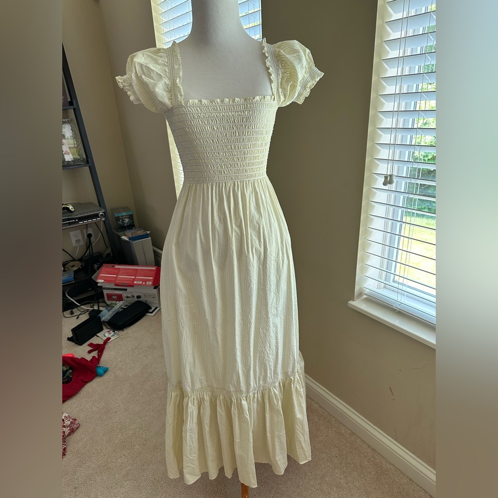 Like new La Ligne Arielle dress in size XS cotton white cream yellow